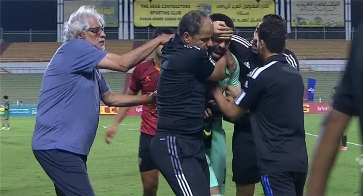 كورة مصرية .. أحمد ناجي يوضح ماذا قال أحمد يحيى بعد هجوم جماهير الاتحاد عليه في مباراة سيراميكا كليوباترا